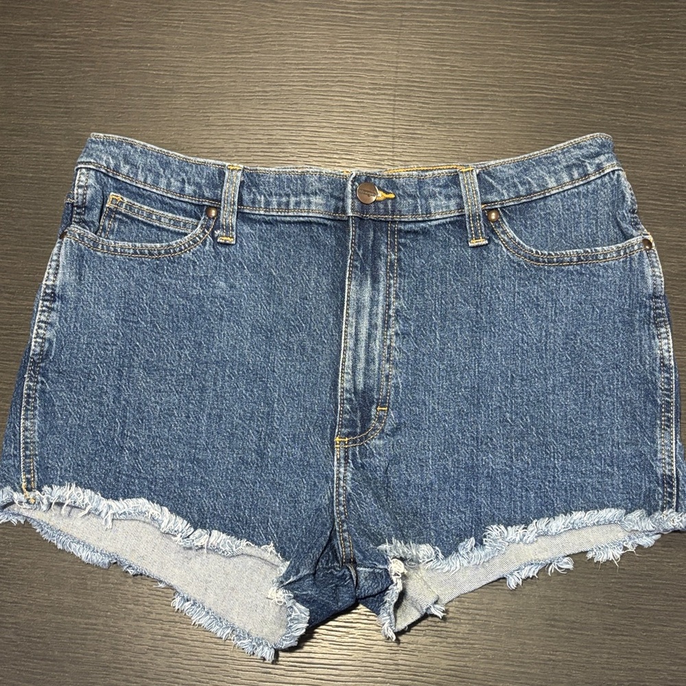 WRANGLER Women’s Blue Denim High Waisted Cutoff Shorts Size‎ 32”